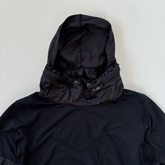 Under Armour Women's Black Coldgear Performance Pullover Hoodie Size Small - Picture 3 of 8